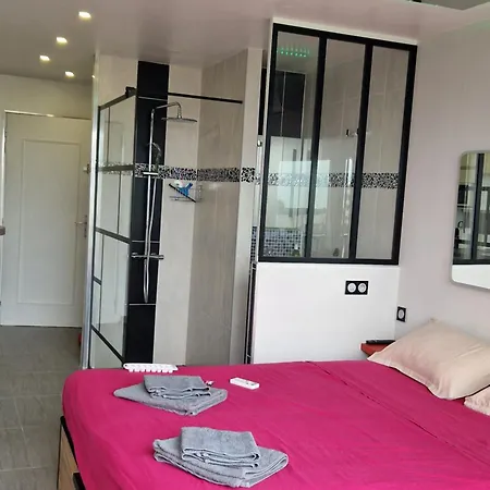 Apartment Village Naturiste Sensuel