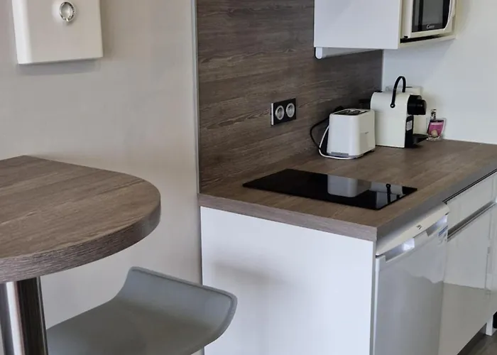 Village Naturiste Sensuel * Agde